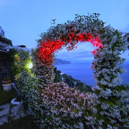 Hermosa Villa *